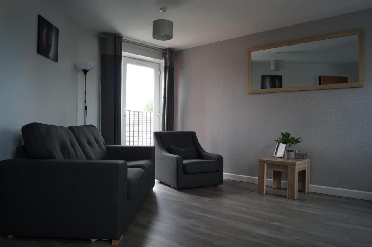 Chapel Court Apartments Cannock Extérieur photo