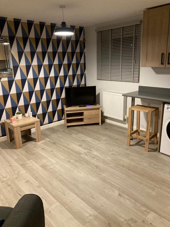 Chapel Court Apartments Cannock Extérieur photo