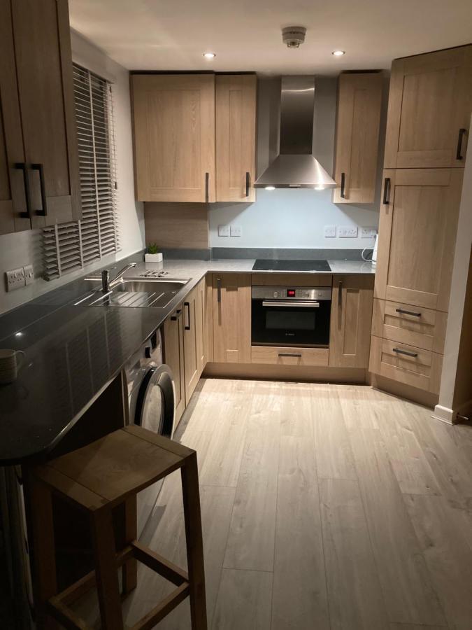 Chapel Court Apartments Cannock Extérieur photo