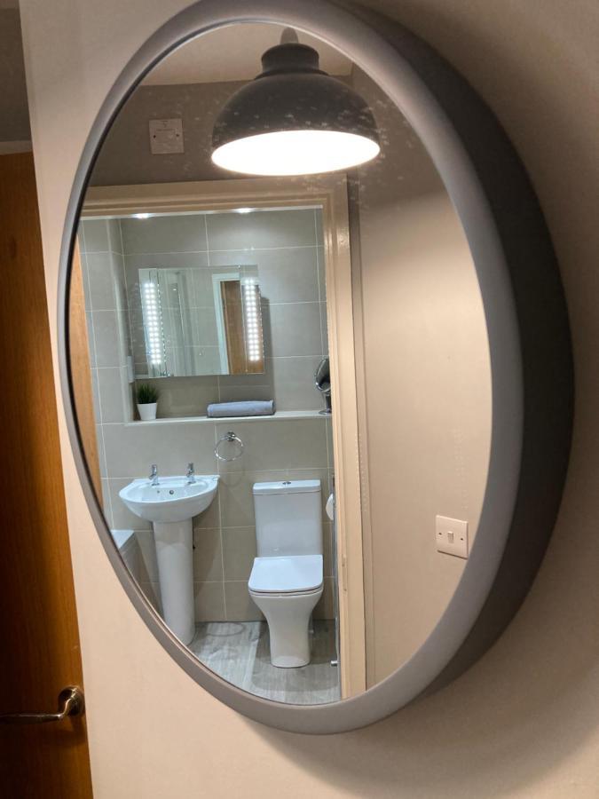 Chapel Court Apartments Cannock Extérieur photo