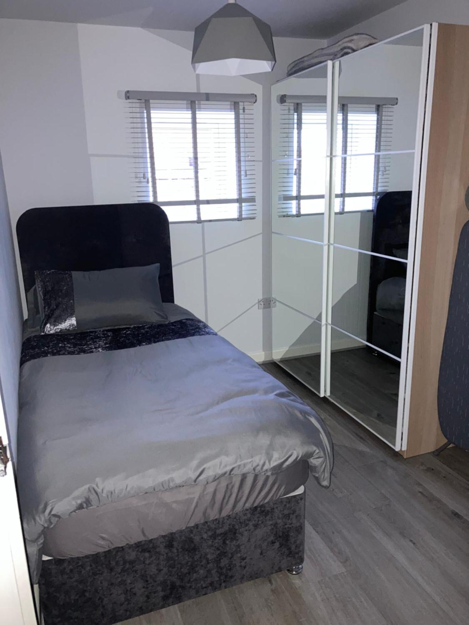 Chapel Court Apartments Cannock Extérieur photo