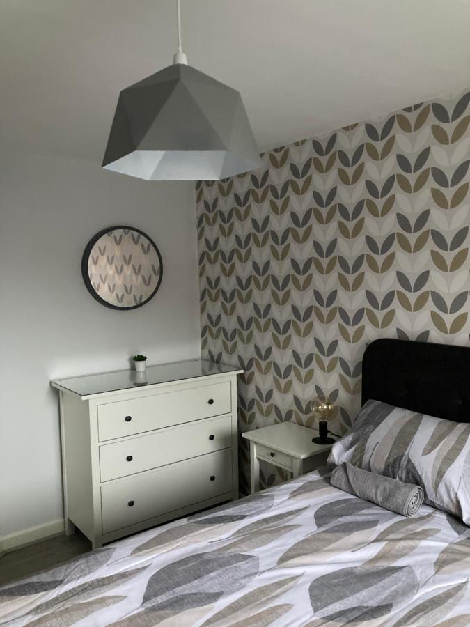 Chapel Court Apartments Cannock Extérieur photo