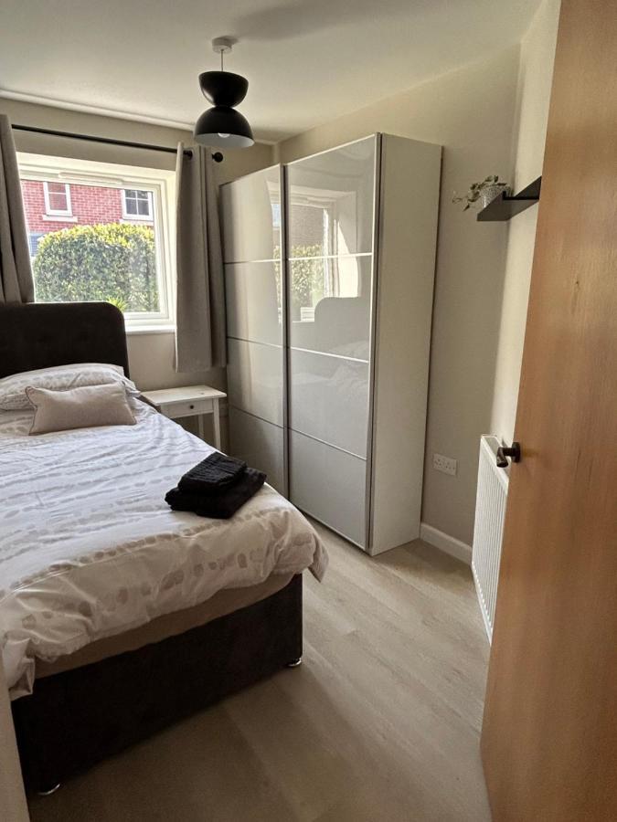 Chapel Court Apartments Cannock Extérieur photo