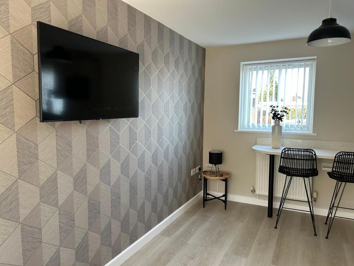 Chapel Court Apartments Cannock Extérieur photo