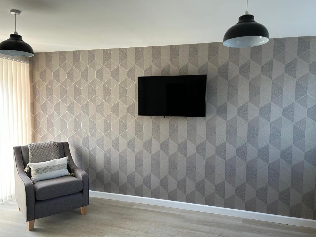 Chapel Court Apartments Cannock Extérieur photo