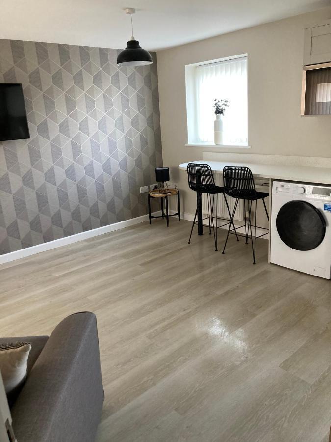 Chapel Court Apartments Cannock Extérieur photo
