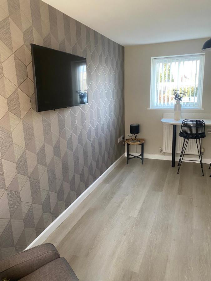 Chapel Court Apartments Cannock Extérieur photo