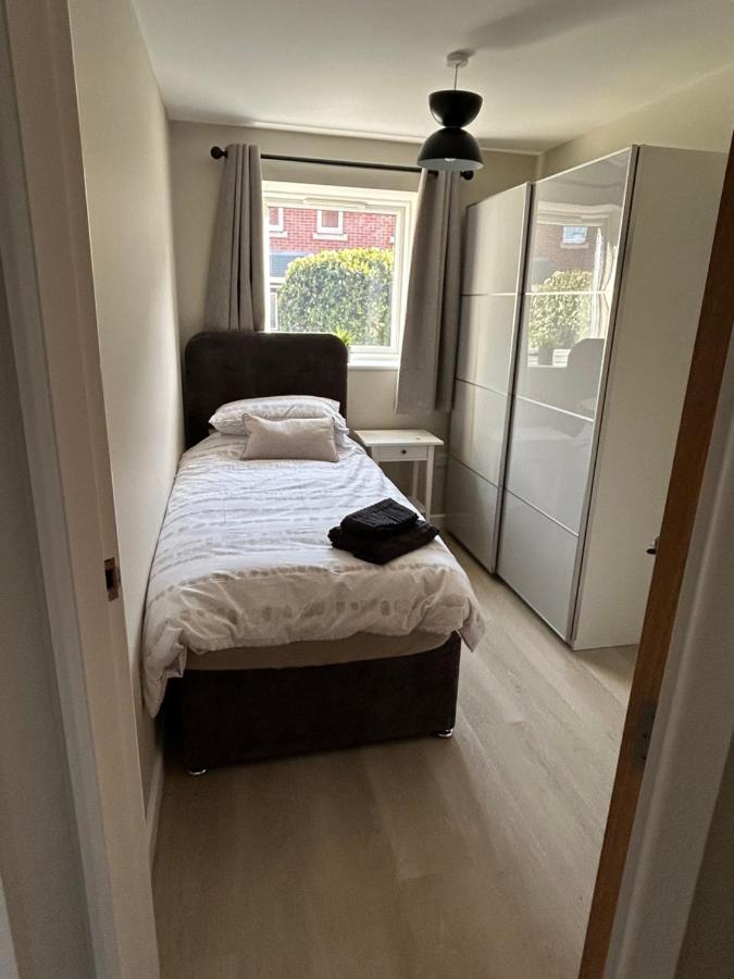 Chapel Court Apartments Cannock Extérieur photo