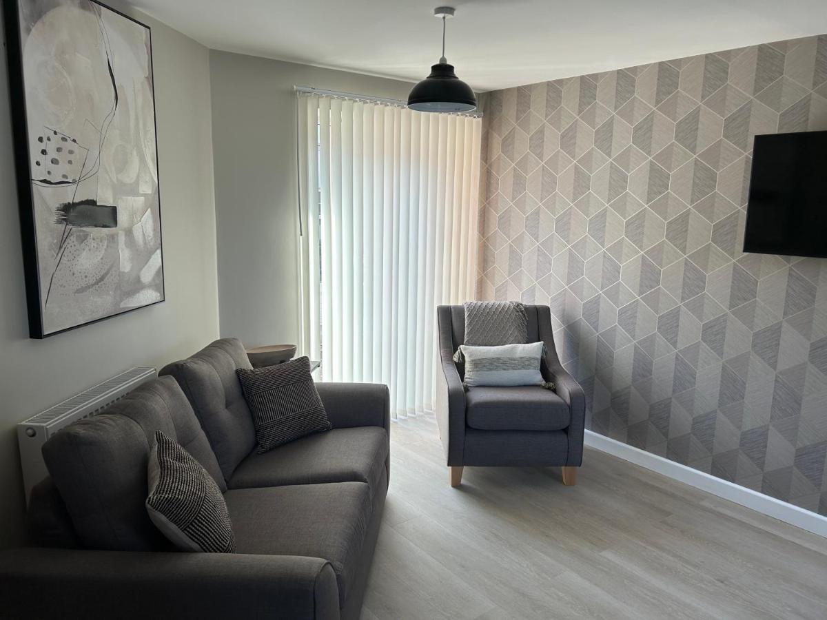 Chapel Court Apartments Cannock Extérieur photo